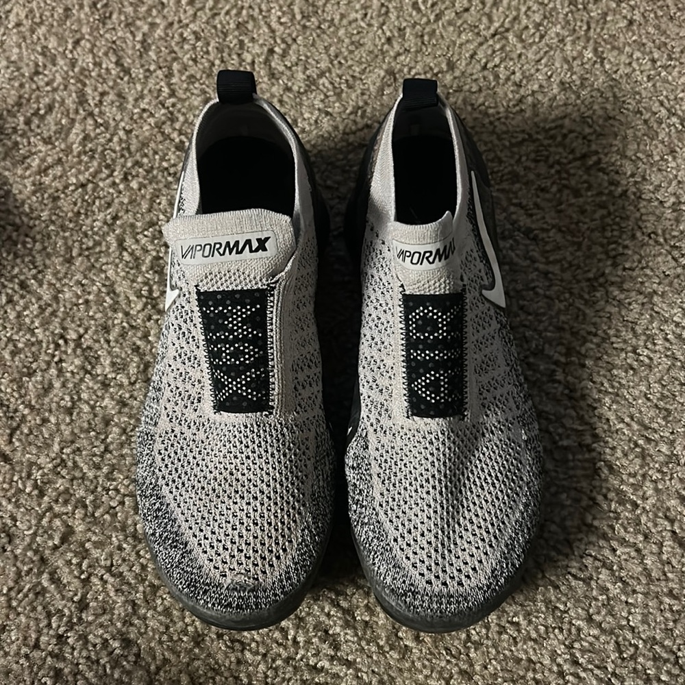 Women’s Nike shoes